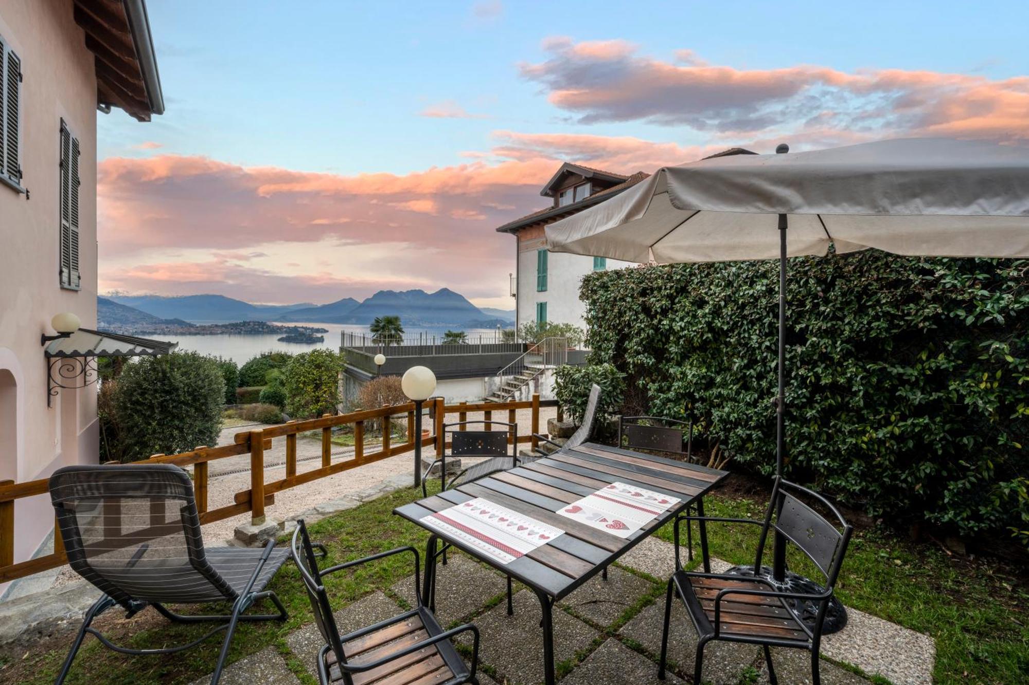 Rossana Apartment Lago Maggiore Baveno Exterior photo